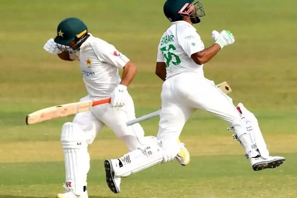 गाले टेस्ट : पाकिस्तान ने श्रीलंका को 4 विकेट से हराया