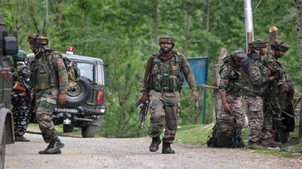 जम्मू-कश्मीर के पुंछ में अचानक हुआ ग्रेनेड विस्फोट, सेना के कप्तान और जेसीओ शहीद