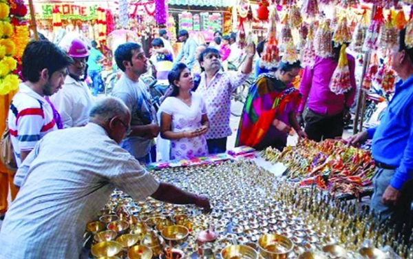 भारतीय त्योहार देते हैं अर्थव्यवस्था को गति