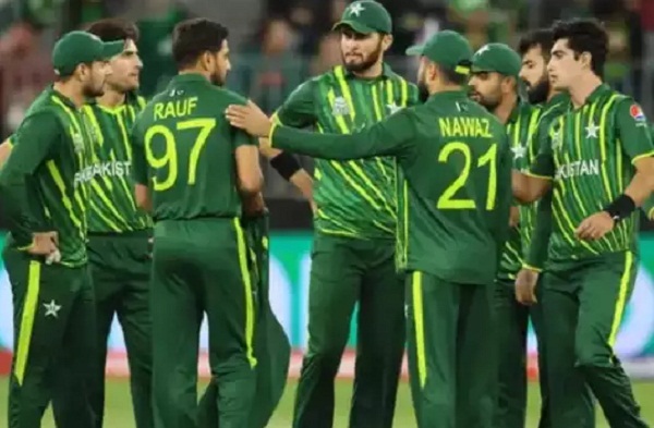 टी-20 विश्व कप: पाकिस्तान ने दर्ज की पहली जीत, नीदरलैंड को छह विकेट से हराया