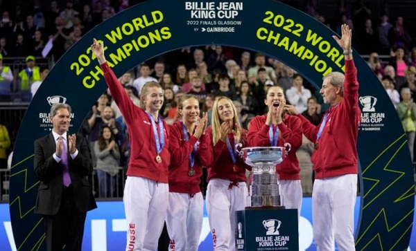 स्विट्जरलैंड ने पहली बार जीता बिली जीन किंग कप चैंपियनशिप का खिताब