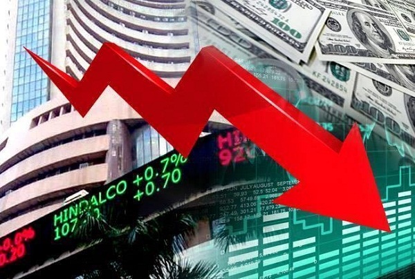 शेयर बाजार में लगातार चौथे दिन गिरावट, सेंसेक्स ऊपरी स्तर से 769 अंक लुढ़का