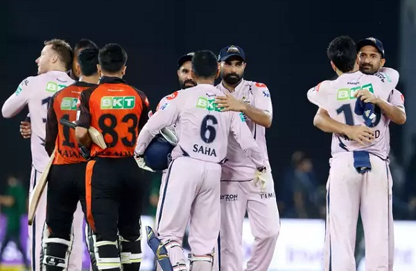 IPL 2023 : हैदराबाद को 34 रन से हराकर प्लेऑफ में पहुंची गुजरात, गिल ने जड़ा शतक