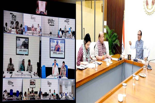 कार्यालयों में जनता के आवेदन लंबित रखने वालों पर करें कार्रवाई : मुख्यमंत्री