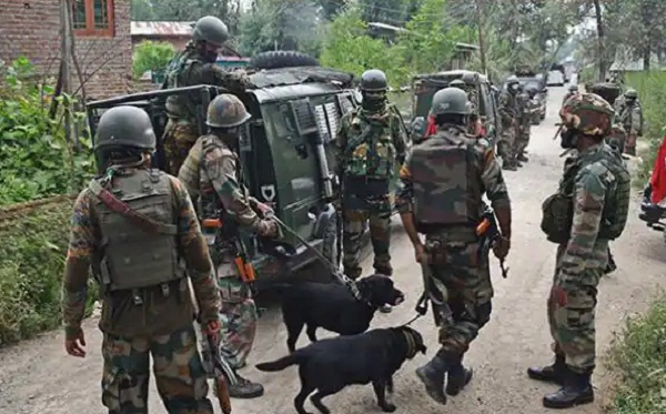 कश्मीर में आतंकियों के ‘यारों’ पर अब चले तलवार