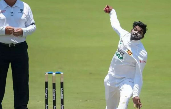 श्रीलंका के आलराउंडर वानिंदु हसरंगा ने टेस्ट क्रिकेट से लिया संन्यास
