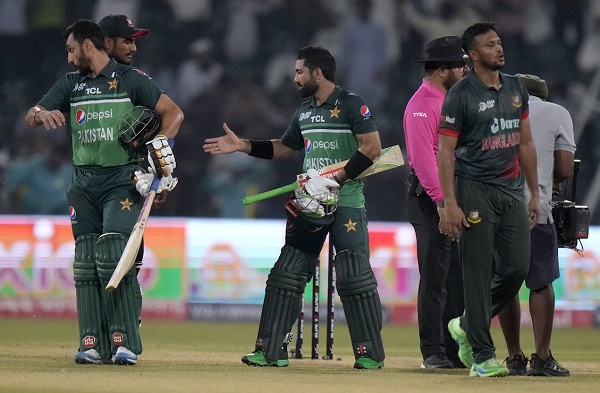 Asia Cup 2023: सुपर-4 के पहले मुकाबले में पाकिस्तान ने बांग्लादेश को 7 विकेट से हराया