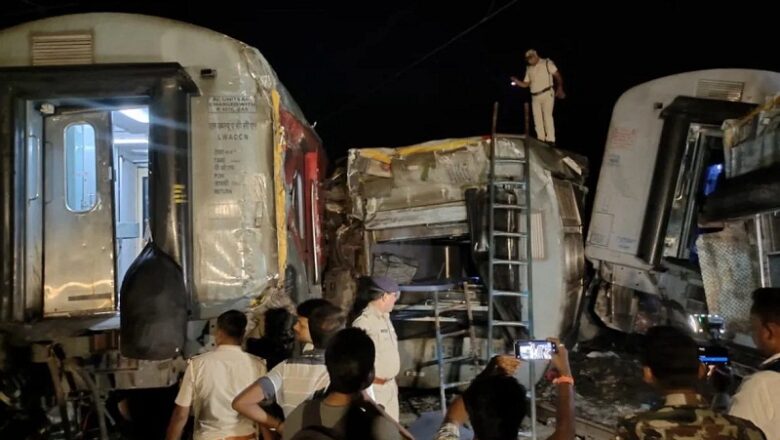 बिहार: दिल्ली से कामाख्या जाने वाली नॉर्थ ईस्ट एक्सप्रेस बक्सर में दुर्घटनाग्रस्त, चार की मौत