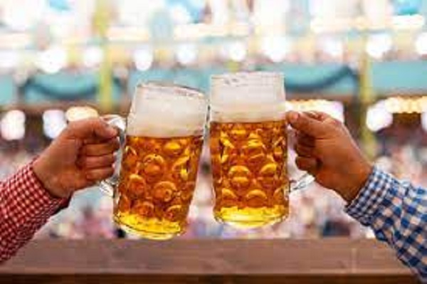 महाराष्ट्र में बीयर की घटती बिक्री से राज्य सरकार की बढ़ी चिंता
