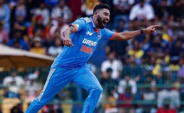 आईसीसी वनडे गेंदबाजों की रैंकिंग में शीर्ष पर पहुंचे मोहम्मद सिराज