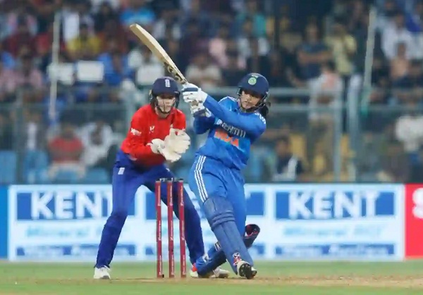 Women’s Cricket: भारत ने तीसरा T-20 में इंग्लैंड को 5 विकेट से हराया, श्रृंखला 1-2 से हारी