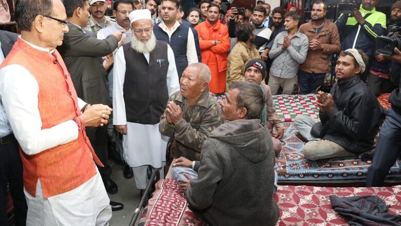 रैन बसेरा में रहने वाले नागरिकों की सेहत की होगी जांच : मुख्यमंत्री शिवराज