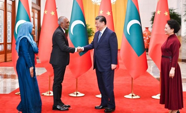भारत के खिलाफ मालदीव के कंधे पर चीन ने रखी बंदूक