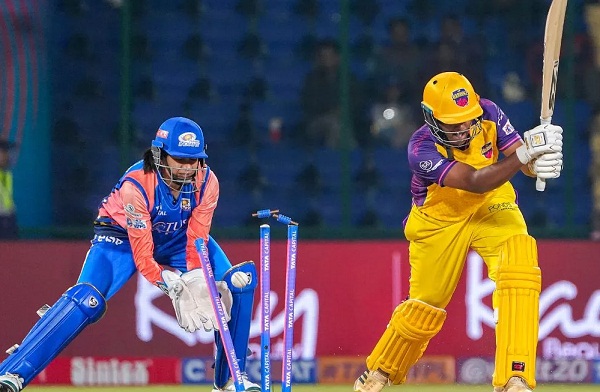 WPL 2024 : मुम्बई इंडियंस ने यूपी वॉरियर्स को 42 रनों के बड़े अंतर से हराया