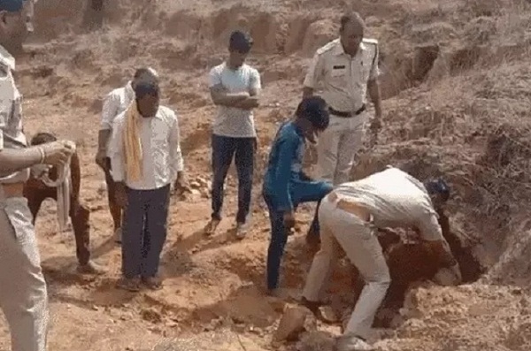 छिंदवाड़ाः दुष्कर्म के बाद 7 वर्षीय की बच्ची की हत्या, शव को दफनाया