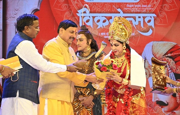 भगवान शिव-दुर्गा नाटिका की अद्भुत प्रस्तुति से हुआ महाशिवरात्रि का सफल आगाज: मुख्यमंत्री