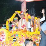 मप्रः मुख्यमंत्री ने भोपाल में किया रोड शो, जनता का अभिवादन कर मांगा आशीर्वाद